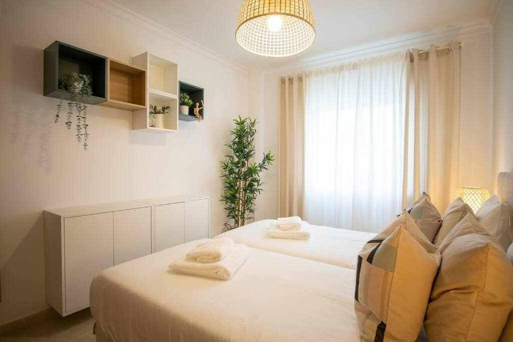 Modern 3Br Apt W/ Lg Terrace, Bbq, Ac & Parking Tavira Eksteriør bilde